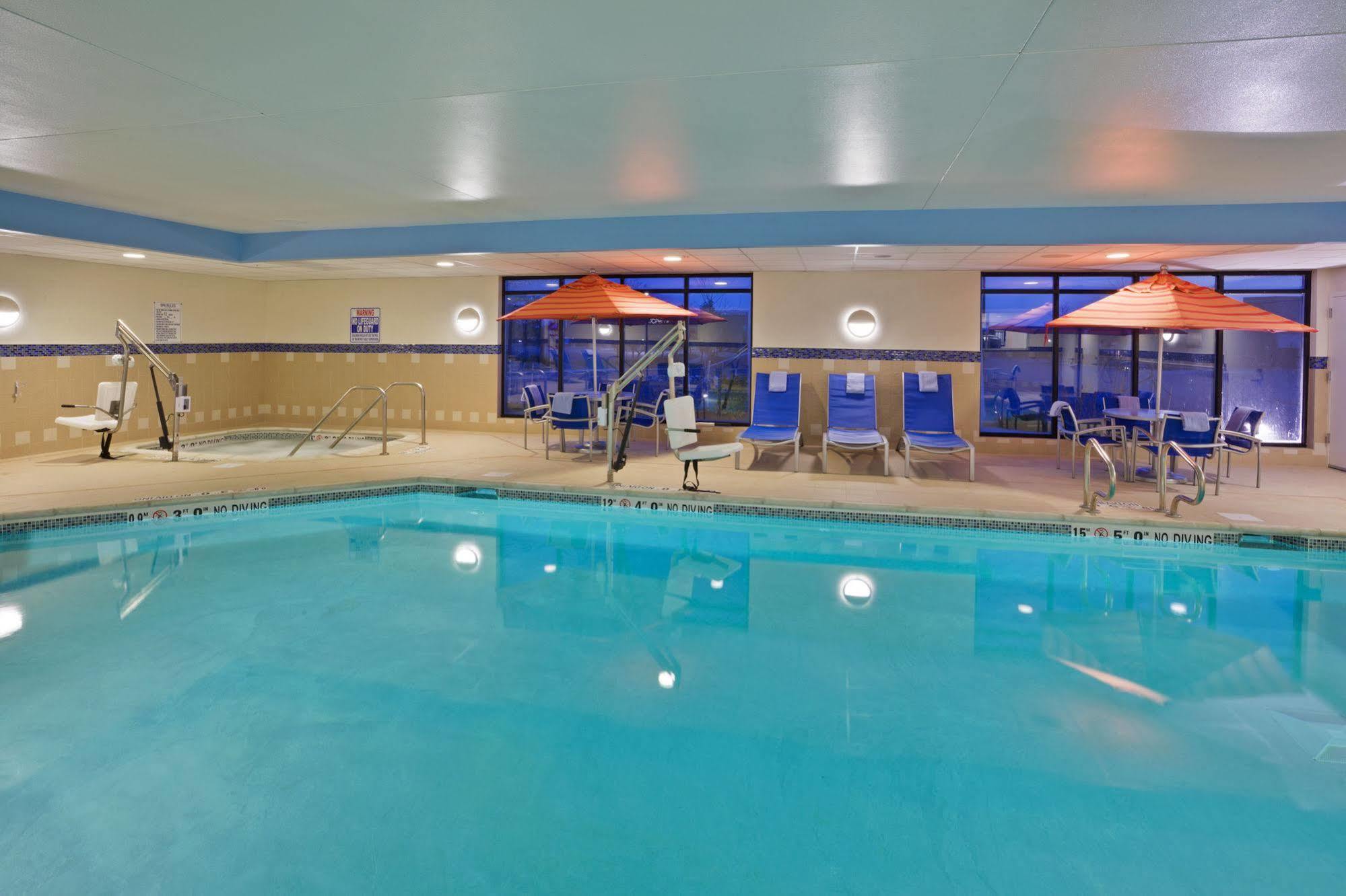 Towneplace Suites Ann Arbor Esterno foto